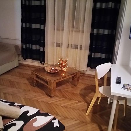 Apartmani Stonewood Загреб Екстериор снимка