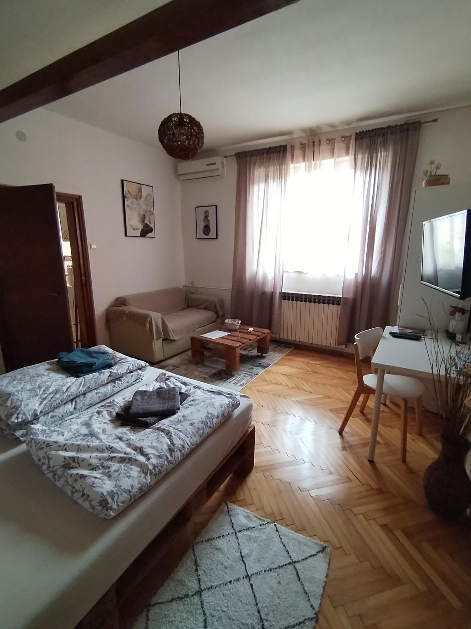 Apartmani Stonewood Загреб Екстериор снимка