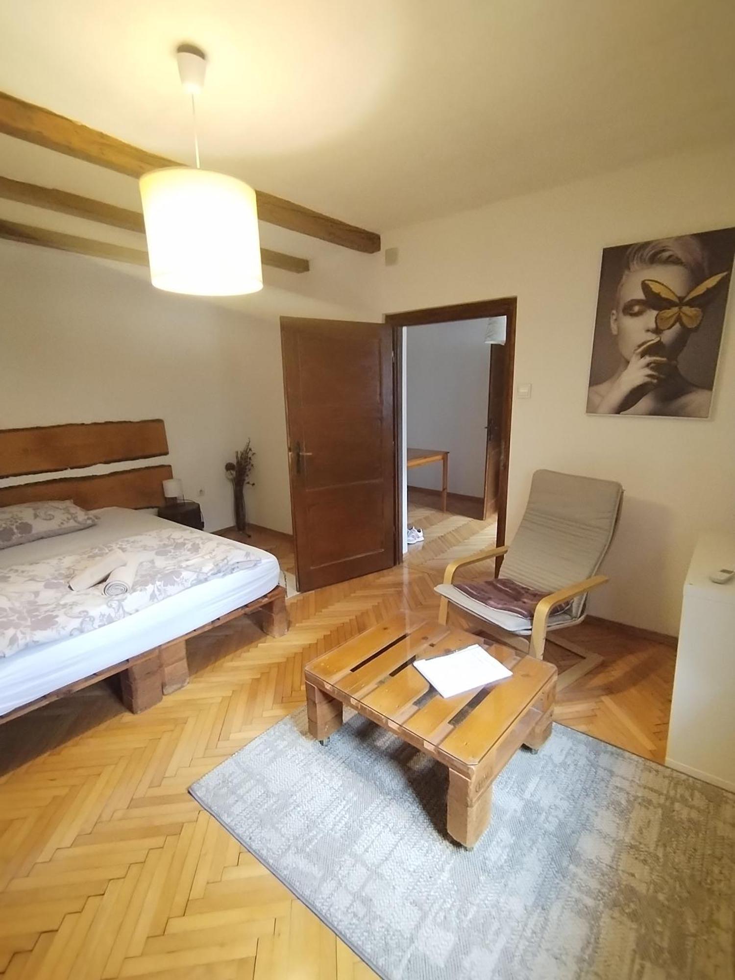 Apartmani Stonewood Загреб Стая снимка